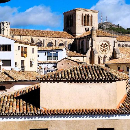 Casa Flores. Cuenca  Bagian luar foto