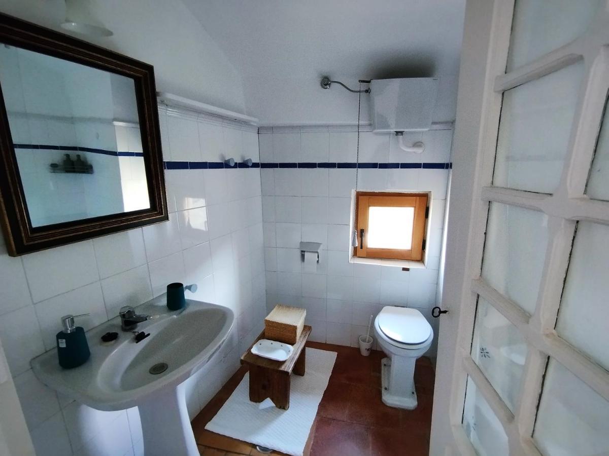 Casa Flores. Cuenca  Bagian luar foto